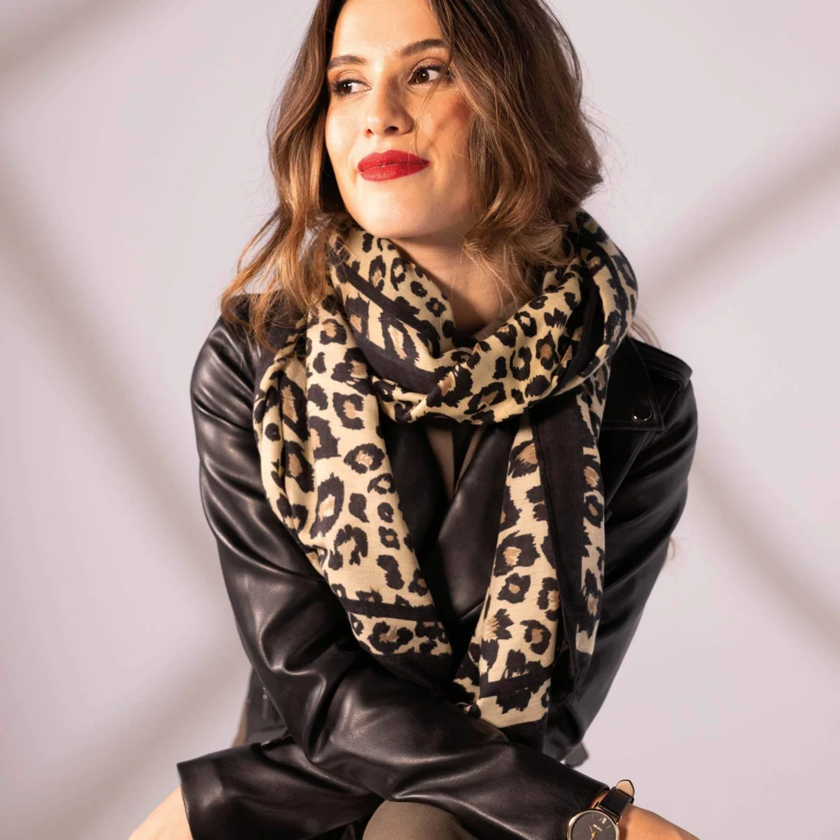 Dámsky Šál Léo 10119 LUZAKA  – Obrázok 2