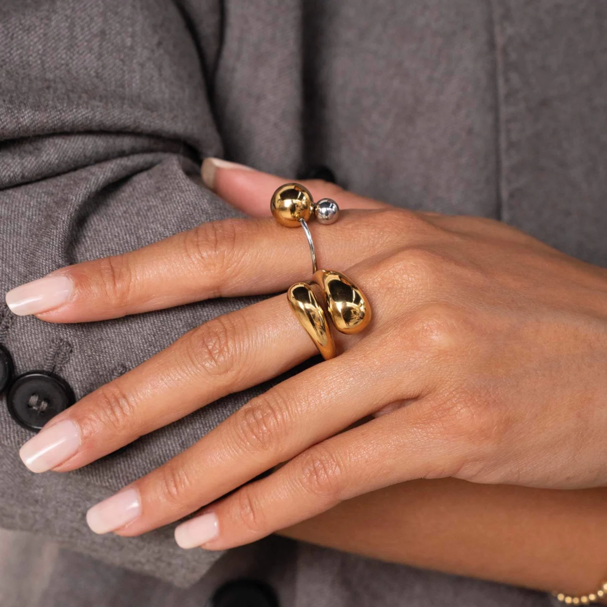 Dámsky oceľový pozlátený prsteň Pia 11041 LUZAKA – Obrázok 3