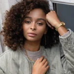 Dámske hodinky Clara zlaté 11517 LUZAKA – Obrázok 2