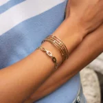 Dámsky náramok Saturn z pozlátenej ocele 11150 LUZAKA – Obrázok 3