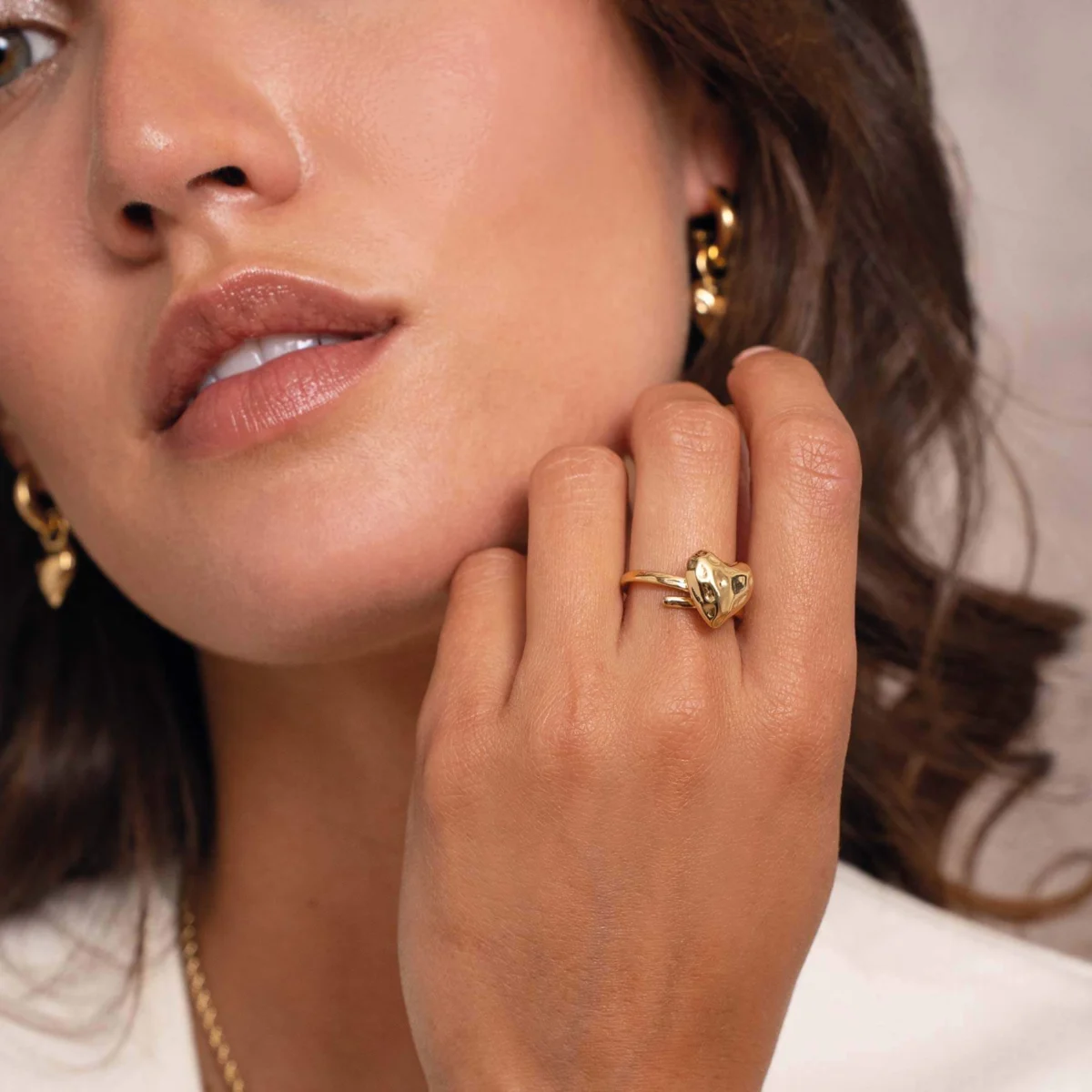 Dámsky prsteň Valentínske srdiečko z pozlátenej ocele  11282 LUZAKA – Obrázok 3