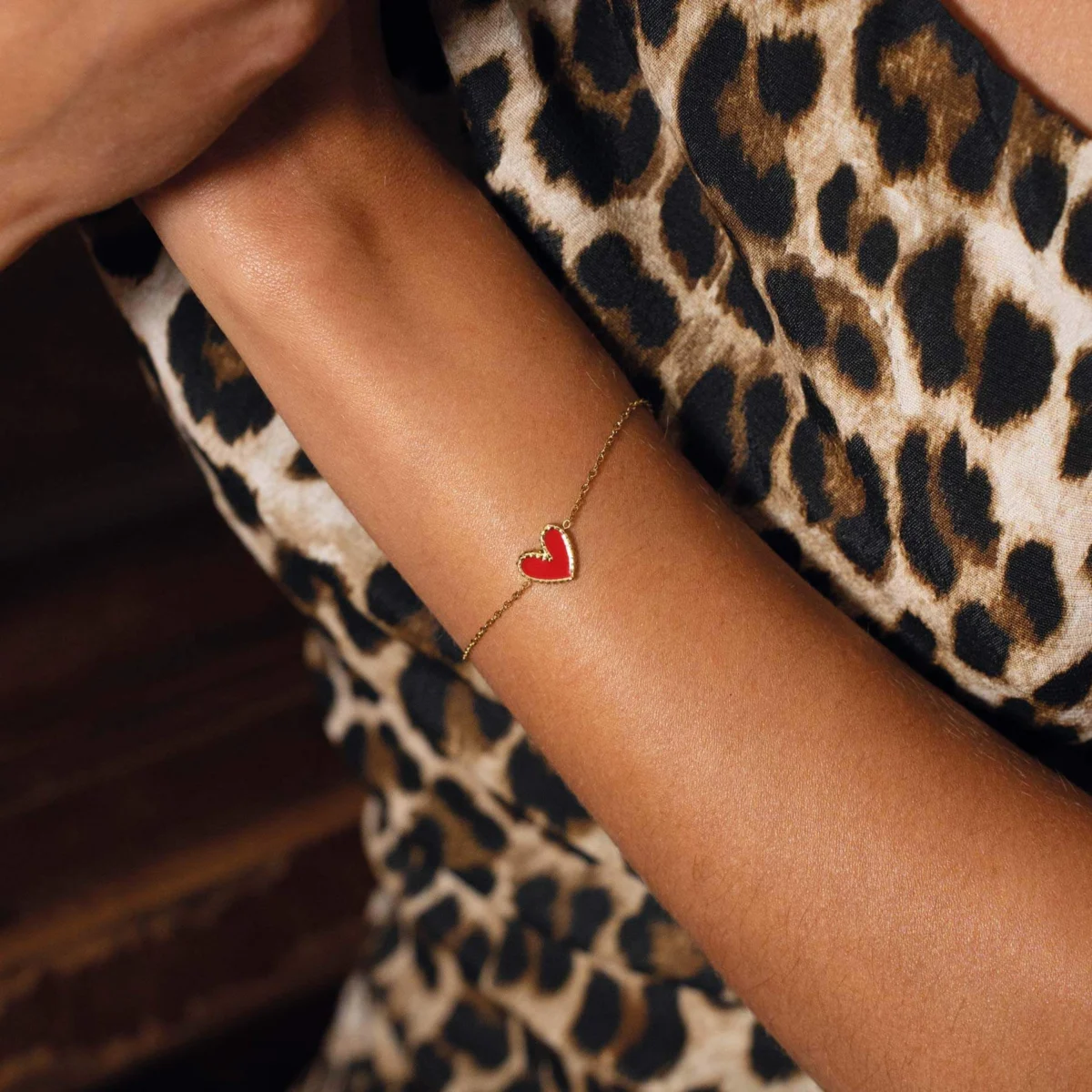 Dámsky náramok Lolly červený z pozlátenej ocele 11562 LUZAKA – Obrázok 2