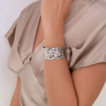 Jupiter tepaná strieborná oceľová manžeta 11629 LUZAKA – Obrázok 2